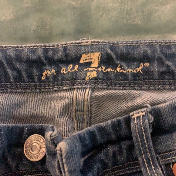 7 Medium Denim Jeans- with 7 embroidered in diamonds - Picture 2 of 3
